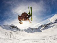 FB体育官网-马刺魔术对决之夜，小贾伦·杰克逊进攻端如入无人之境