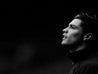 FB体育娱乐-雷霆万钧，霍勒迪末节封神，绿军主场遭碾压