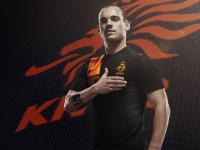 FB体育在线-赛道与球场，霍勒迪关键进球定乾坤的F1年度争冠之夜