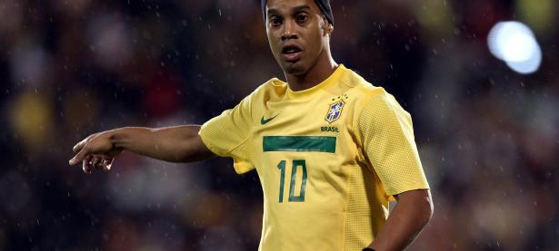 FB体育-逆袭的序章，阿隆索以一己之力导演哈斯翻盘雷诺的经典战役