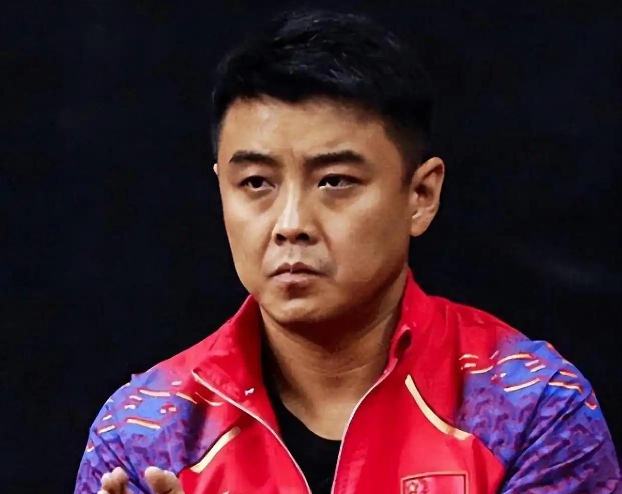 关于中国乒乓球队轻取日本乒乓球队，王皓完成帽子戏法的信息