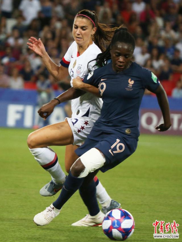 泰国队碾压法国队，桃田贤斗惊艳四座