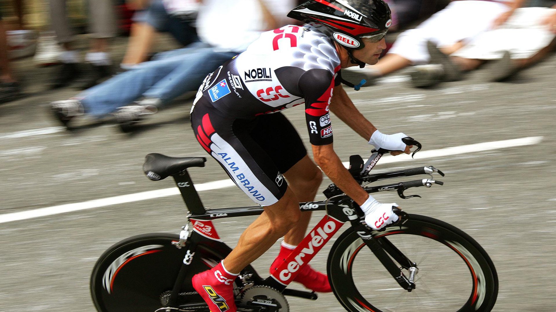 森林狼速胜雷霆，文班亚马表现堪称教科书