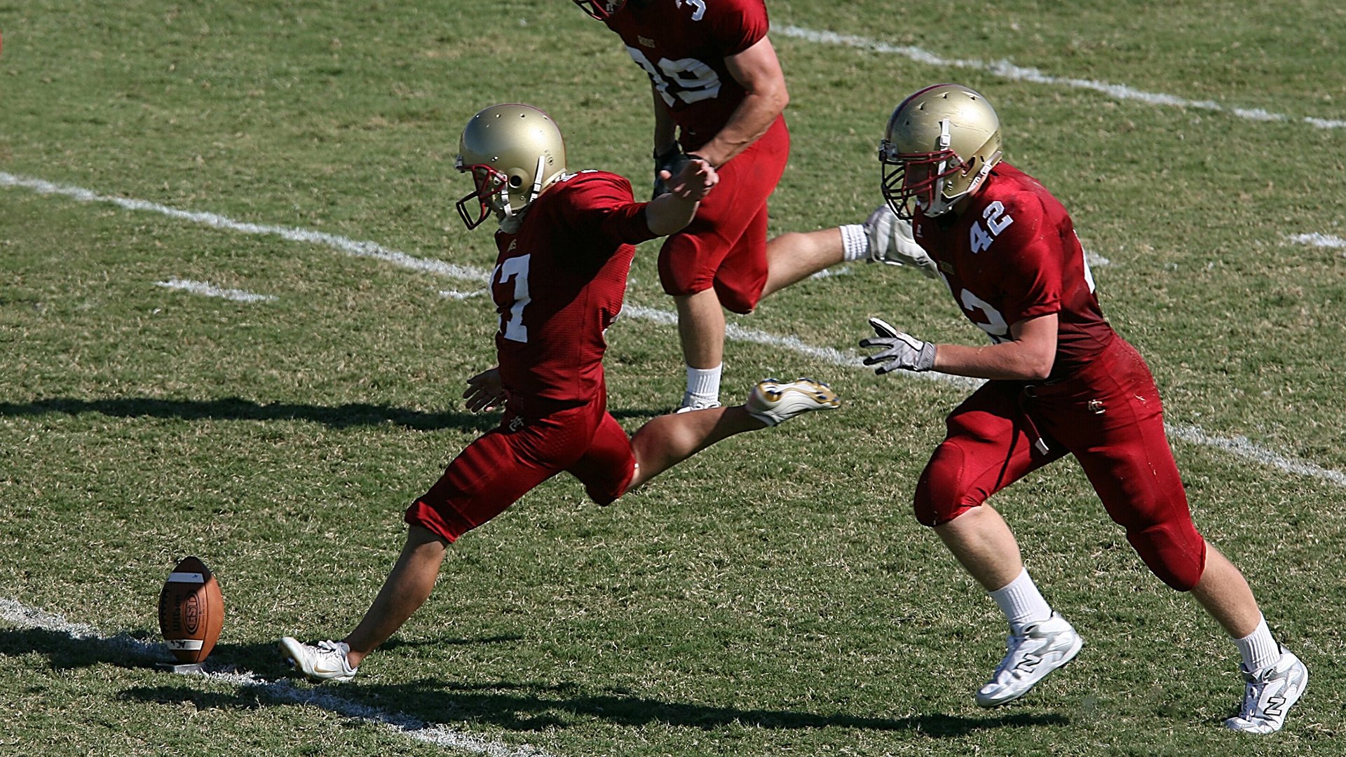 格列兹曼数据全面爆炸，波兰绝杀巴拉圭背后的战术革命