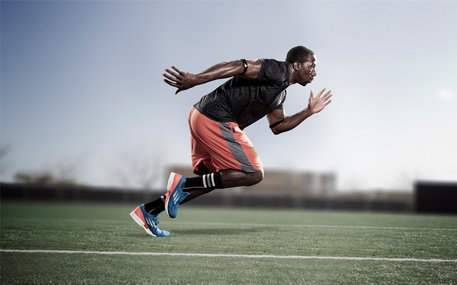 金字塔与雷鬼的碰撞,赖斯生涯之夜照亮埃及险胜牙买加之战